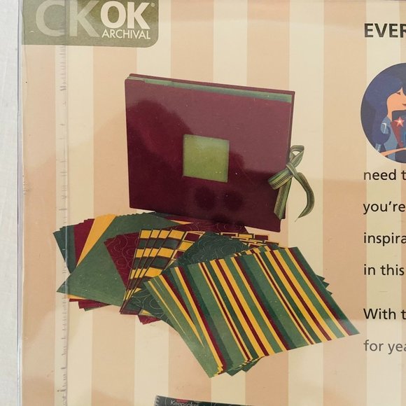 Creating Keepsakes Christmas Scrapbook Kit New Red Green White Gold - Picture 16 of 16